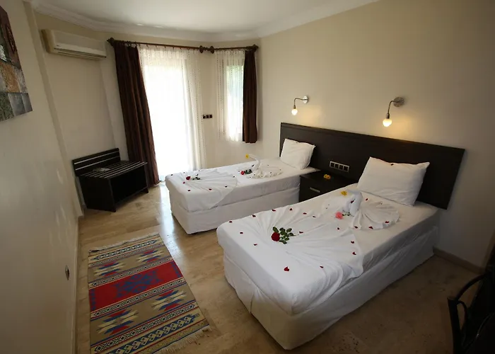 Hotel Calbis 3*