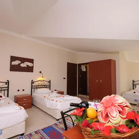 Calbis Hotel