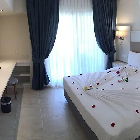 Hotel Calbis 3*