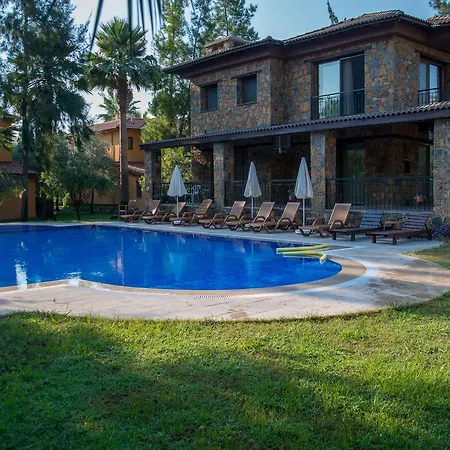 Calbis Hotel 3*